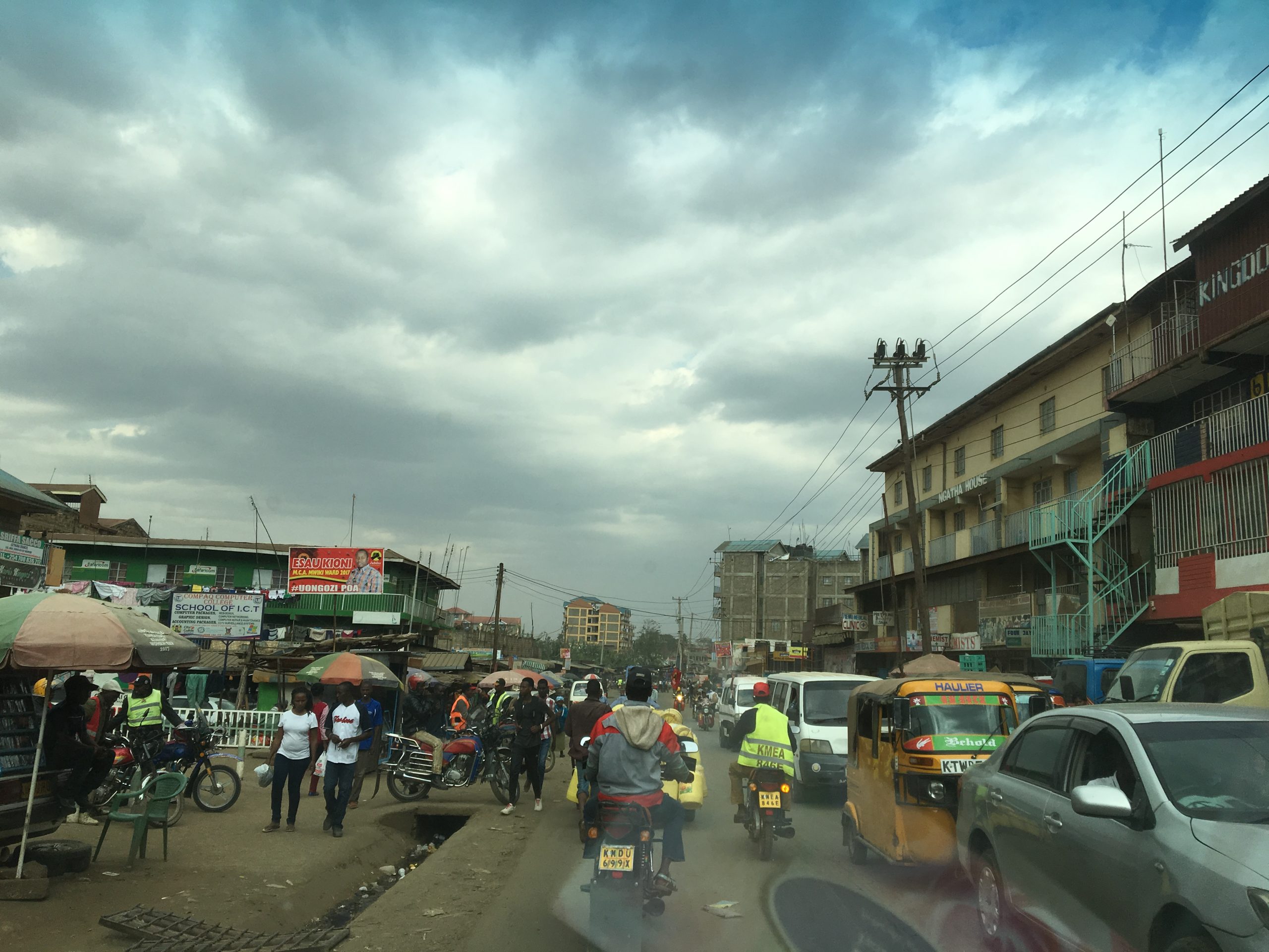 A busy street in Nairobi, Kenya